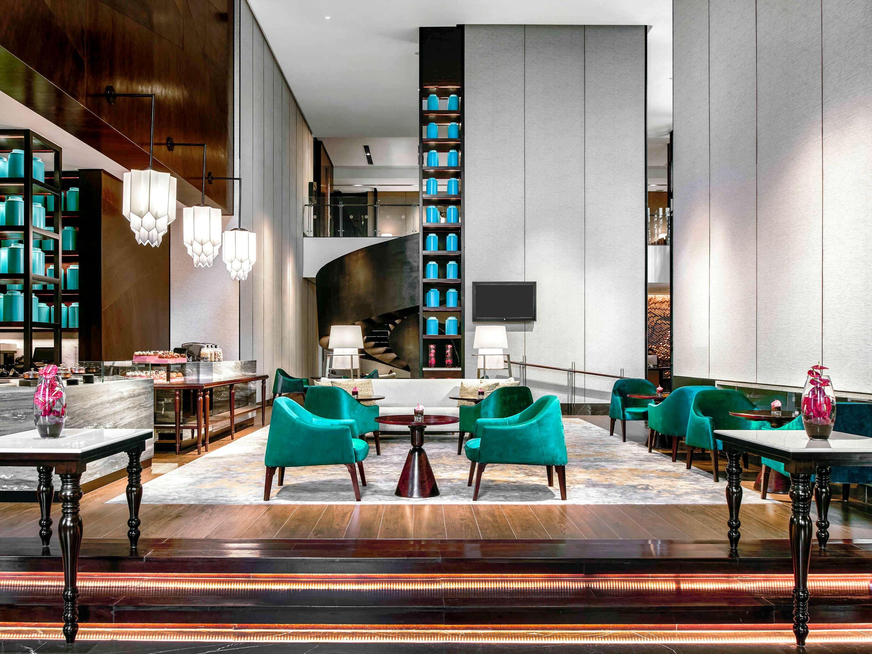 Pullman Grand