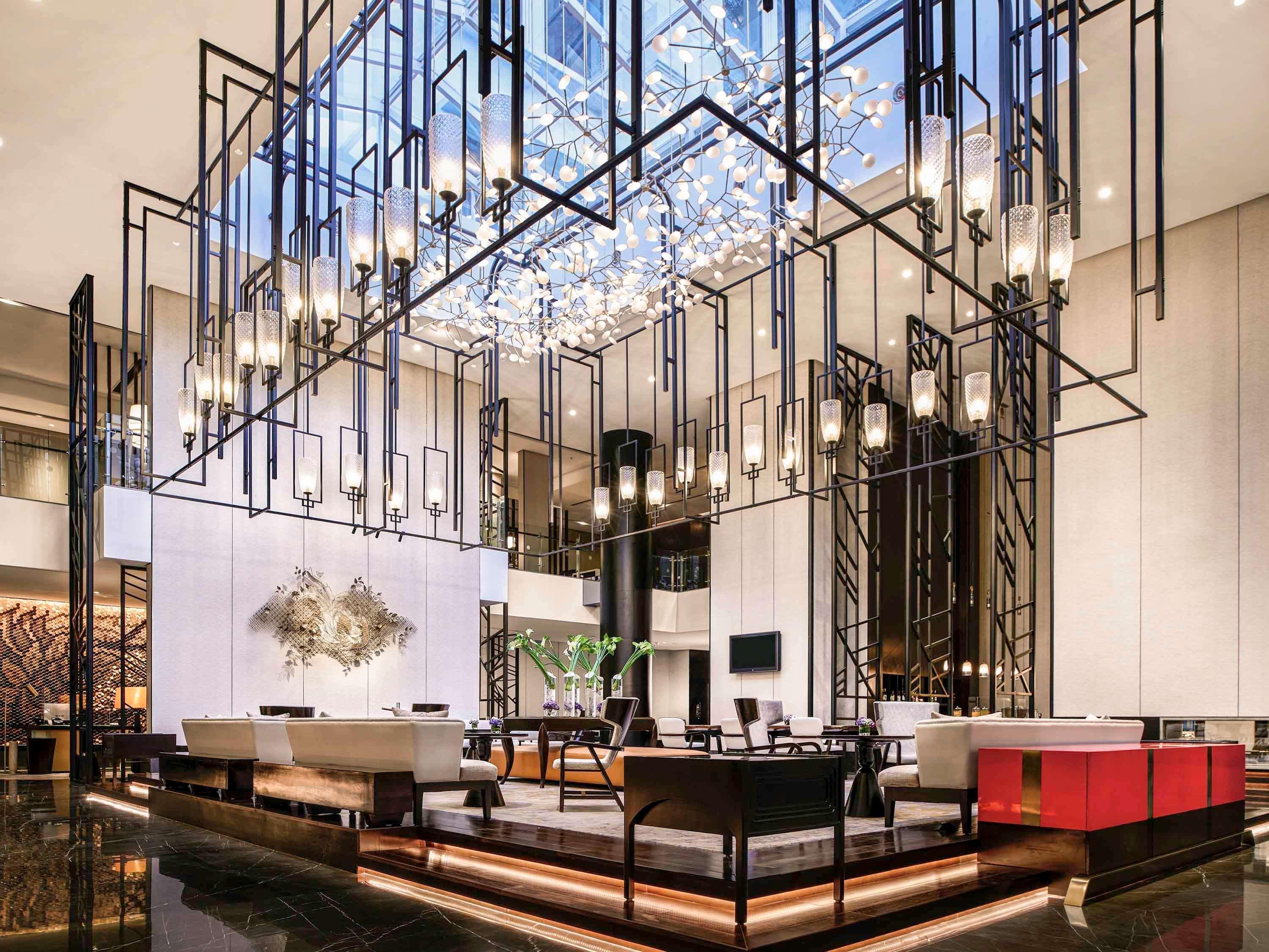 Pullman Grand Hotel